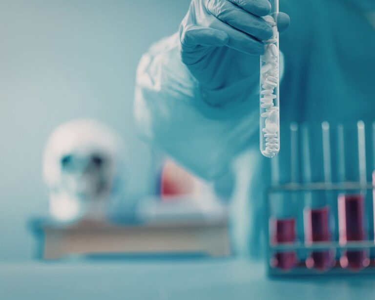 Quando fazer exames laboratoriais? Entenda a frequência ideal